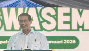 Menteri Pertanian (Mentan) Amran Sulaiman saat acara Panen Raya, Pengumuman Swasembada Pangan, di Karawang, Jawa Barat, Rabu (7/1/2026). (Liputan6.com/ Nur Habibie)