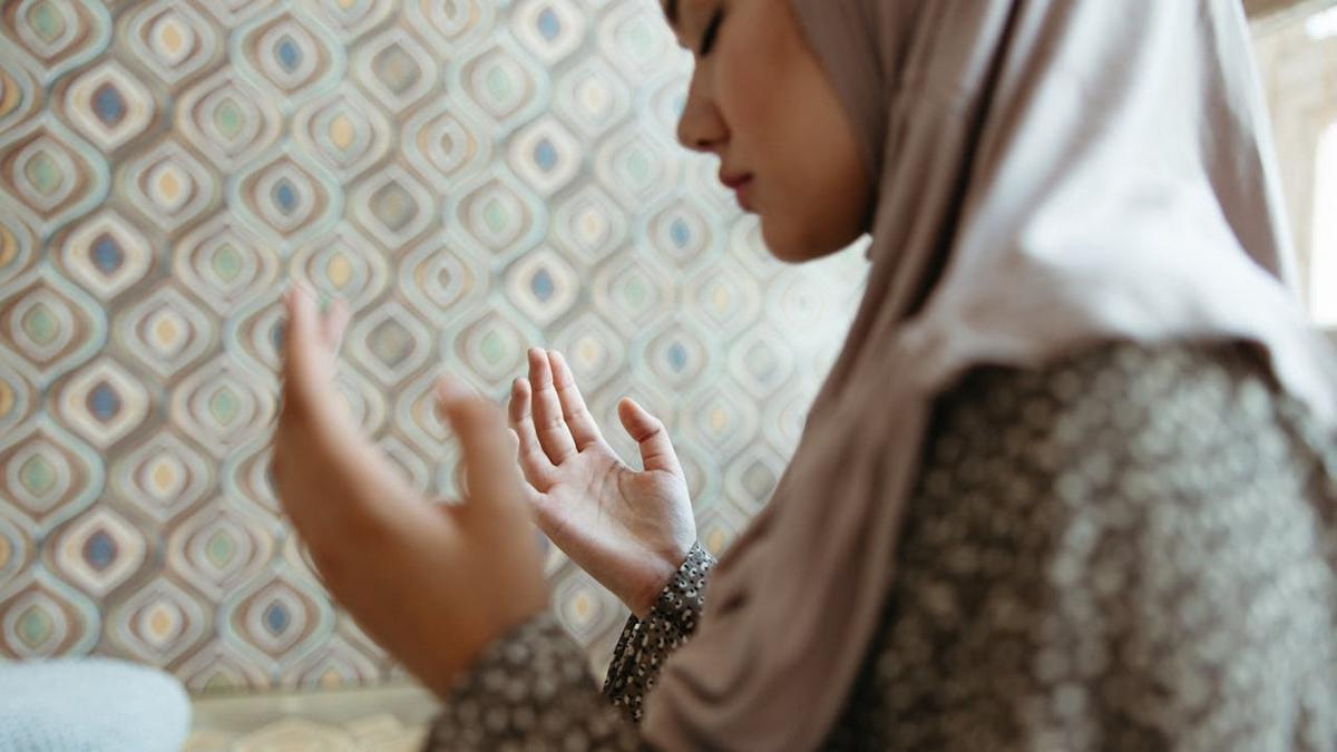 Doa Selamat Dunia Akhirat Teks Arab, Latin, dan Arti: Ini Amal Pendukungnya