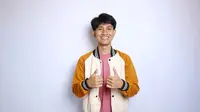 Ilustrasi jaket varsity pria. (c) ferrysarifian/Depositphotos