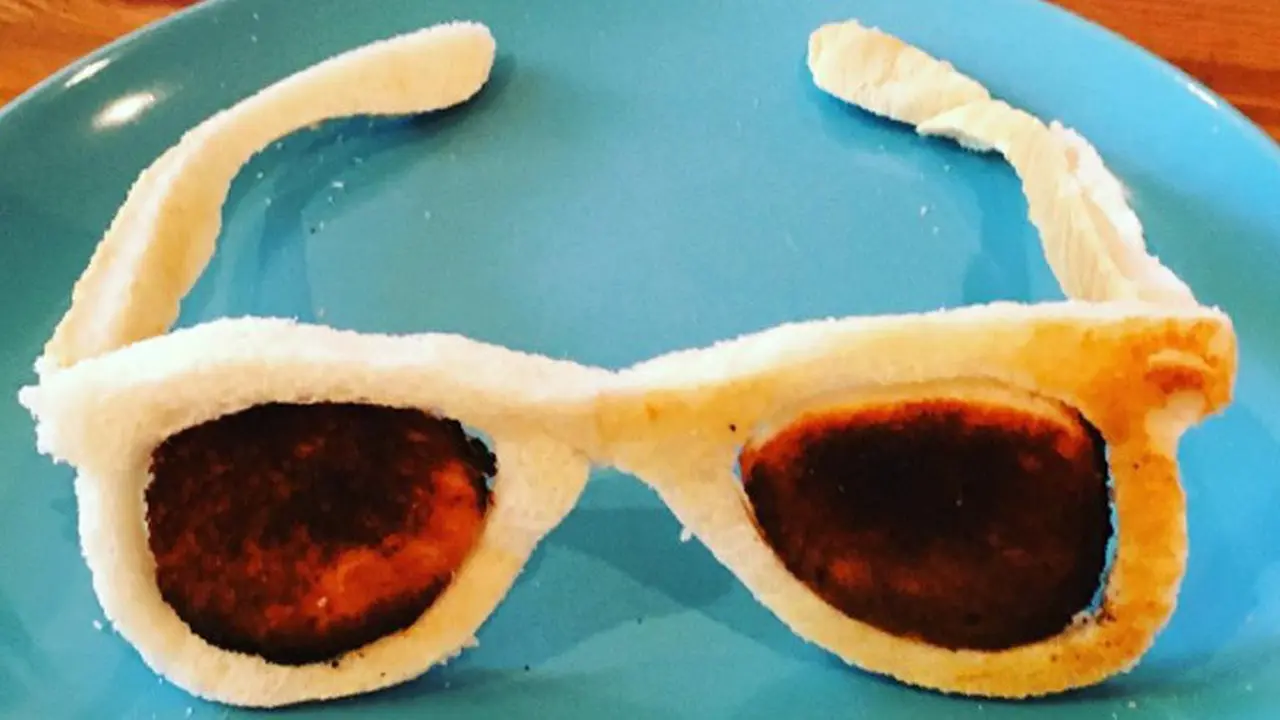 Adam Perry, kreatif membuat sarapan menarik untuk putrinya yang alergi makanan (foto: Instagram)
