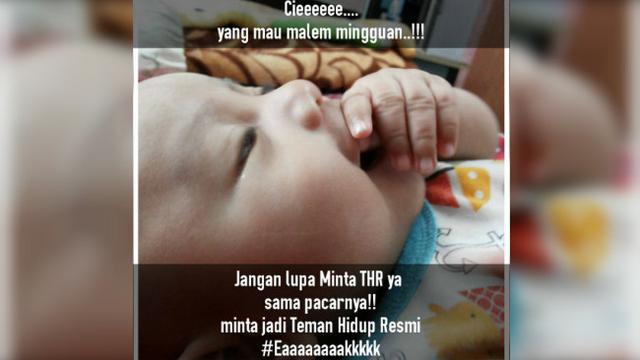 Pengalaman menunggu THR ini juga menjadi bahan lelucon warganet di media sosial.