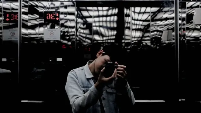 Jarang Terekspos, Ini 6 Potret Tampan Lintang Fajar Adik Nikita Mirzani