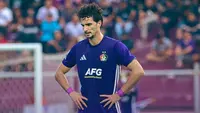 Ekspresi Eduardo Barbosa setelah Persik diobrak-abrik Persita 1-5 di Stadion Brawijaya Kota Kediri, Sabtu (31/10/2026). (Doc Persik)