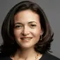 Sheryl Sandberg, COO di Facebook penulis terlaku buku "Lean In". (Sumber women2.com)