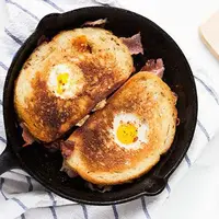 Agar nggak bikin berat badan nambah, yuk ketahui porsi sarapan yang tepat. (Sumber Foto: Whisk Kid/PureWow)