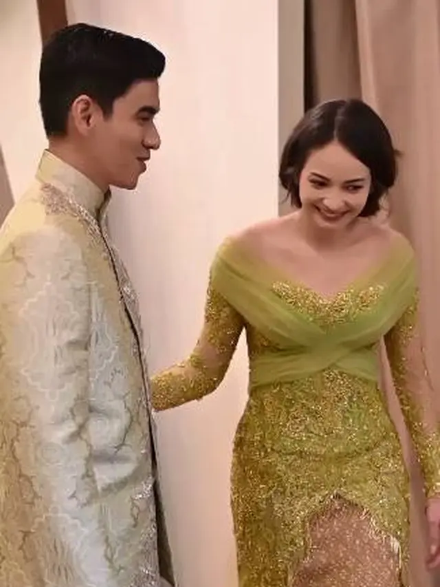 7 Momen Enzy Storia dan Molen Kasetra Coba Busana Pengantin, Nuansanya Hijau
