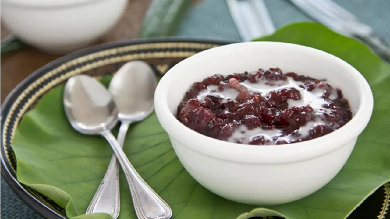 [Bintang] Resep Bubur Ketan Hitam untuk Camilan Keluarga