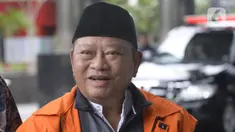 Bupati Sidoarjo nonaktif, Saiful Ilah akan menjalani pemeriksaan lanjutan oleh penyidik di Gedung KPK, Jakarta, Selasa (25/2/2020). Saiful Ilah diperiksa untuk pengembangan kasus dugaan menerima suap proyek infrastruktur di Dinas PUPR Kabupaten Sidoarjo. (merdeka.com/Dwi Narwoko)