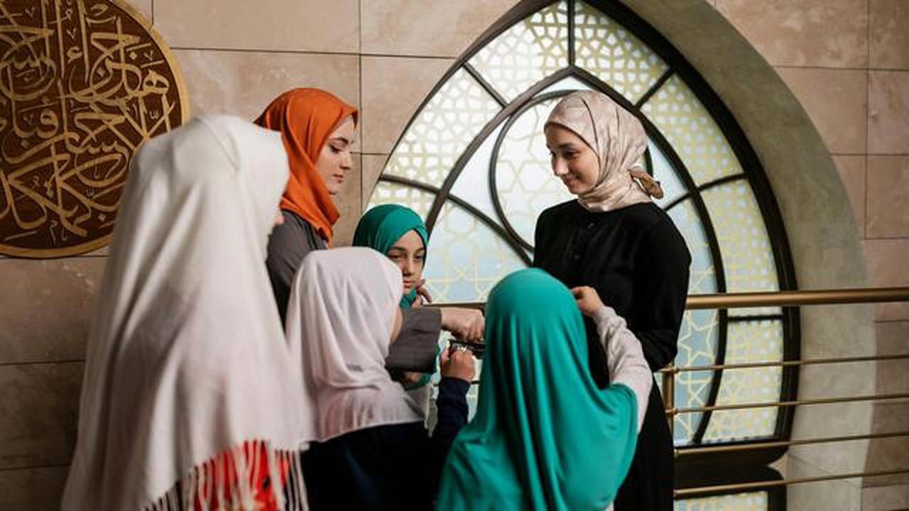 Lima Adab Bertetangga Diajarkan Rasulullah, Cerminan Akhlak Mulia