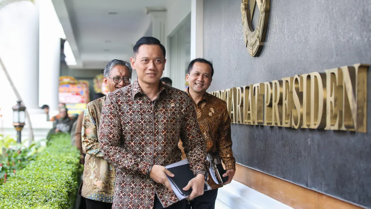 Menteri Koordinator Bidang Infrastruktur dan Pembangunan Kewilayahan Agus Harimurti Yudhoyono (AHY) usai menghadiri Liputan6 Awards, Senin (28/10/2024). (Dok Kemenko Infrastruktur)