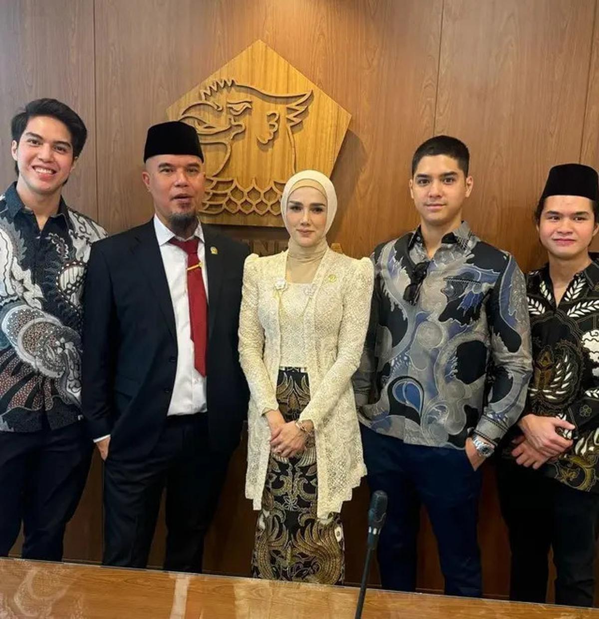 Ahmad Dhani Bocorkan Tanggal Pernikahan Al Ghazali dan Alyssa Daguise