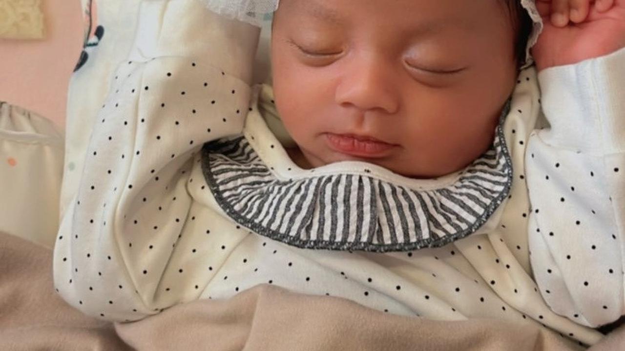 Angga Wijaya Tidak Menunda Memiliki Anak