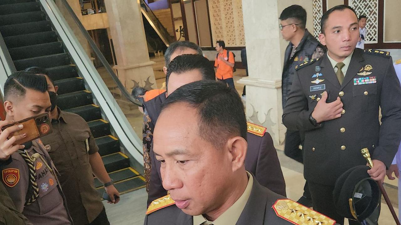 Pada mutasi ini, beberapa posisi Pangdam diganti oleh Panglima TNI. Dua sosok Jenderal TNI yang memegang Komando Kodam pun kini sudah dipindah tugaskan. <br>
