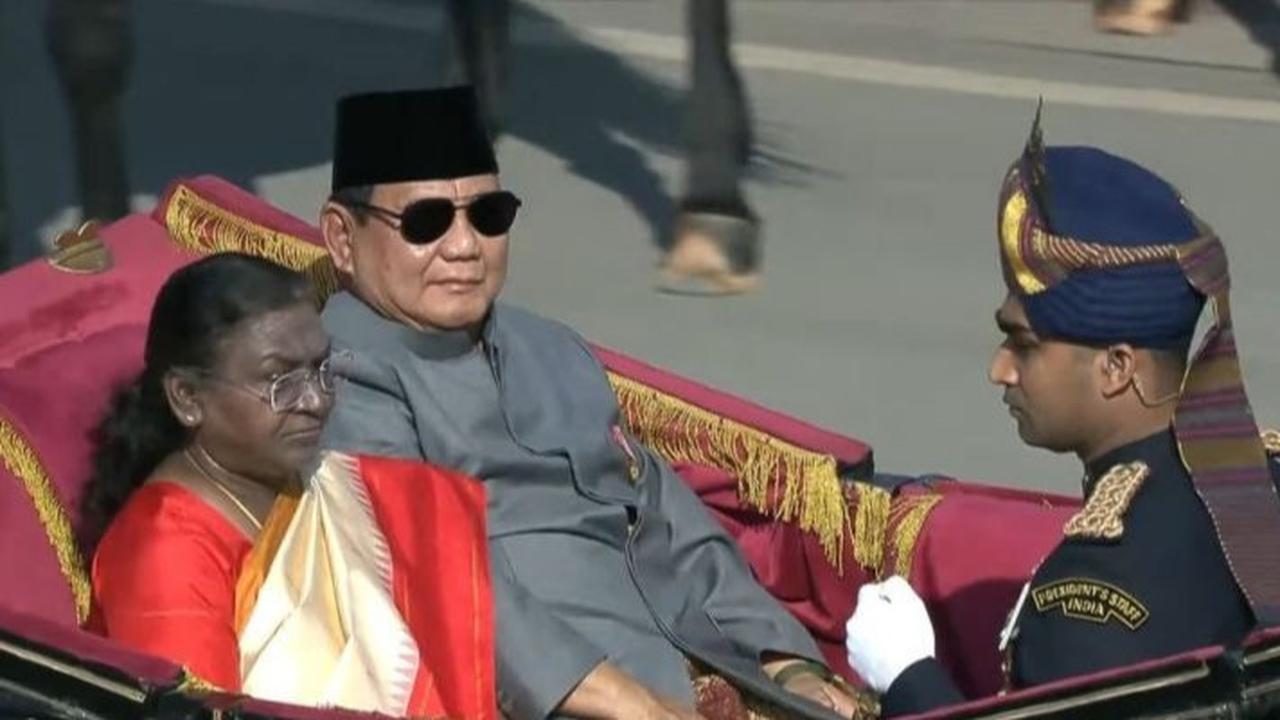 VIDEO: Bangga Prabowo Lihat Defile TNI di Hari Republik India Ke-76, Pamerkan Maju Tak Gentar