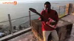 Ia menarik perhatian masyarakat internet, karena keahliannya memainkan gitar dari kaleng bekas.