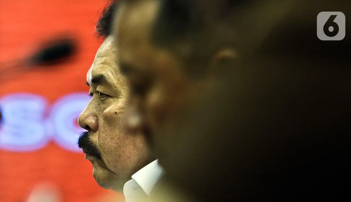 Jaksa Agung ST Burhanuddin saat melakukan pertemuan dengan Jajaran EMTEK Group dan SCM di Kejaksaan Agung (Kejagung), Jakarta, Kamis (27/2/2020). Pertemuan tersebut dalam rangka silaturahim sekaligus membahas peranan media bagi masyarakat luas. (Liputan6.com/JohanTallo)