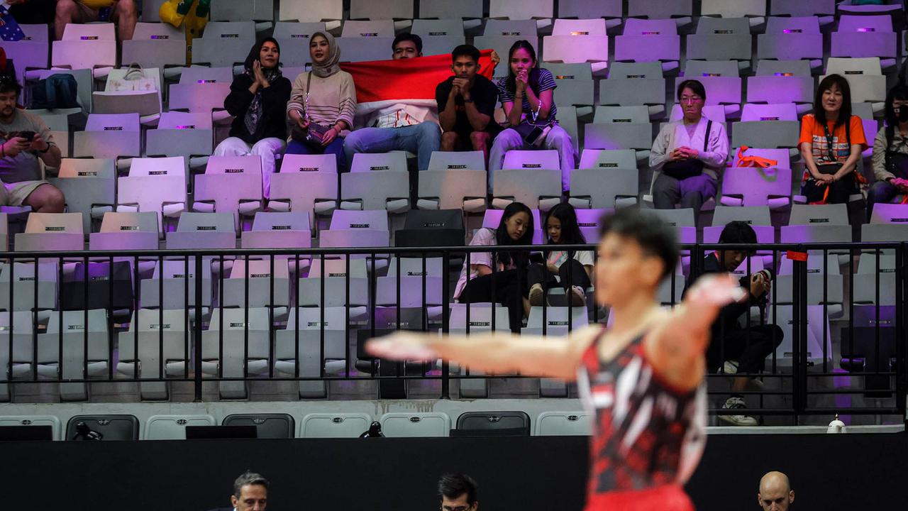 FOTO: Aksi Tim Senam Putra Indonesia di  Kejuaraan Dunia Gimnastik 2025