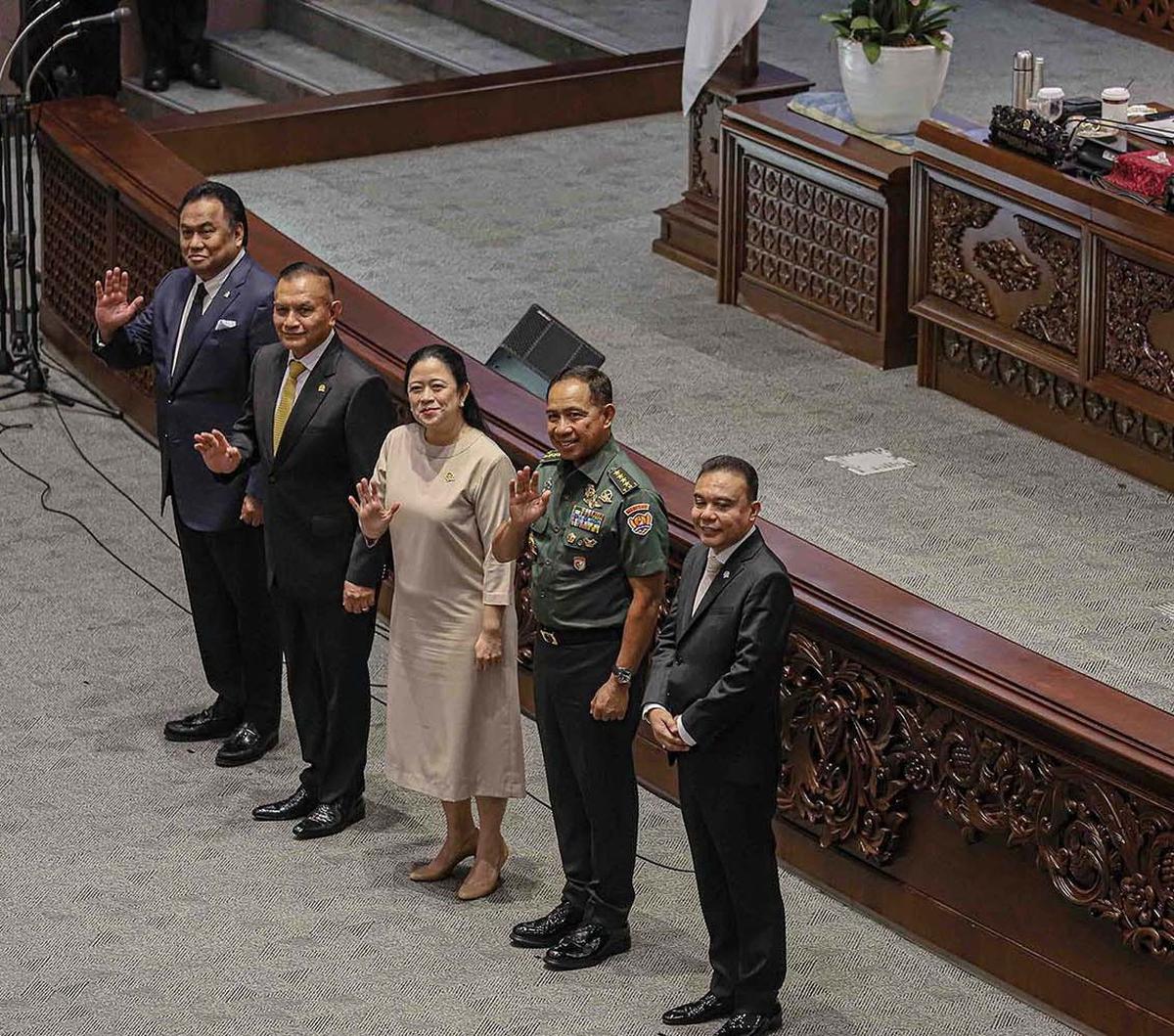 DPR RI resmi mengesahkan Jenderal Agus Subiyanto sebagai Panglima TNI yang baru dalam Rapat Paripurna ke-9 Masa Persidangan II Tahun Sidang 2023-2024, pada Selasa (21/11/2023).&nbsp;