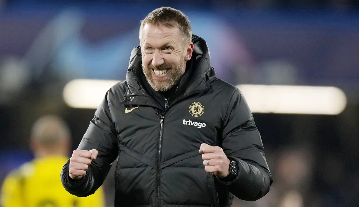 Ekspresi kebahagiaan pelatih Chelsea, Graham Potter, setelah menaklukkan Borussia Dortmund pada leg kedua 16 besar Liga Champions di Stadion Stamford Bridge, Rabu (8/3/2023). (AP Photo/Alastair Grant)