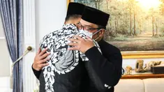 Agus Harimurti Yudhoyono atau Agus Yudhoyono yang menyambangi Ridwan Kamil dan Atalia Praratya di Bandung, 8 Juni 2022. Agus Yudhoyono mengungkapkan bela sungkawa tak lama setelah pihak keluarga Ridwan Kamil menyatakan Emmeril Kahn Mumtadz atau Eril meninggal dunia. (FOTO: instagram.com/@agusyudhoyono)