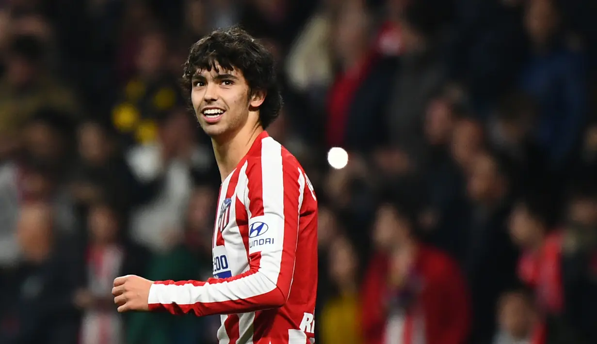 1. Joao Felix (Atletico Madrid) - Penyerang kelahiran Portugal berusia 20 tahun asal ini memiliki nilai transfer yang cukup fantastis. Market Joao Felix saat ini mencapai 90 juta euro. (AFP/Gabriel Bouys)