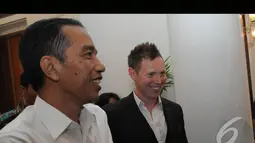 Gitaris asal London itu menemui Jokowi untuk menyampaikan ucapan selamat karena terpilih sebagai pemenang dalam Pilpres 2014, Jakarta, Rabu (6/8/2014) (Liputan6.com/Herman Zakharia)