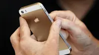 iPhone 5S Warna Emas Dijual Rp 116 Juta di eBay