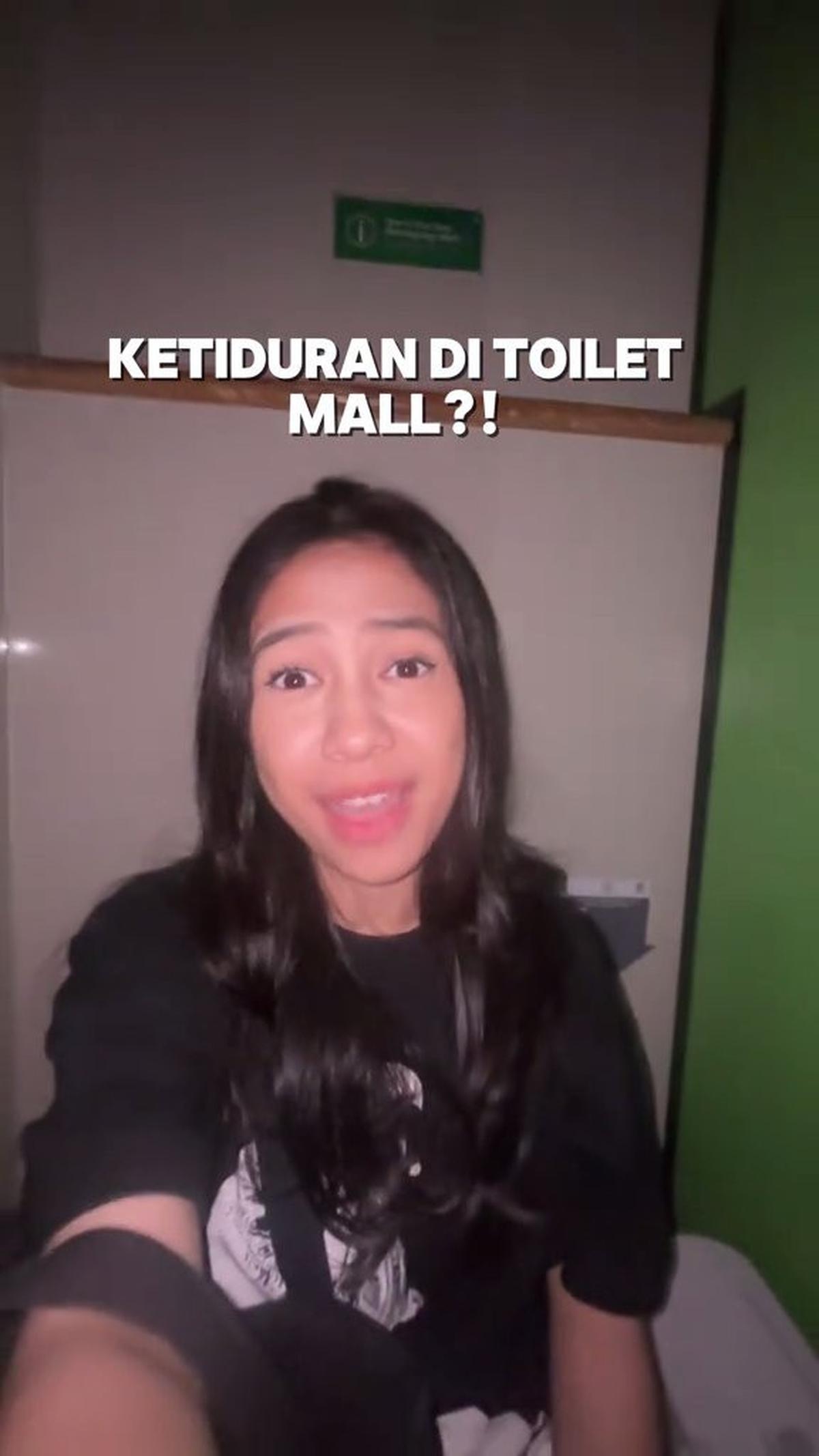 Momen Lucu Tapi Kasihan, TikToker Ini Ketiduran di Toilet Mall sampai Tutup dan Nangis di Eskalator