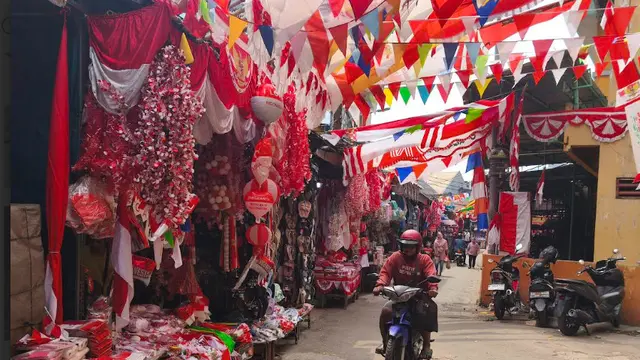 Jual Pernak Pernik 17 Agustus di Pasar Mester Jaktim