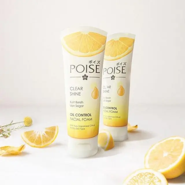 POISE Clear Shine Oil Control Facial Foam
