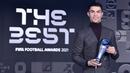 Pemain Portugal, Cristiano Ronaldo mendapatkan Penghargaan Khusus FIFA Terbaik untuk Pencapaian Karir Luar Biasa pada tahun 2021 yang berlangsung di Zurich, 17 Januari 2022. CR7 tercatat telah meraih 14 pengharaan individu sejauh ini, diantaranya lima gelar Ballon d'Or, dua trofi Pesepak Bola Putra Terbaik FIFA, Pemain Terbaik Dunia FIFA tahun 2008, satu Penghargaan Khusus FIFA Terbaik untuk Pencapaian Karir Luar Biasa pada tahun 2021, empat kali penghargaan Sepatu Emas, dan Penghargaan Puskas FIFA. (AFP/Pool/Harold Cunningham)