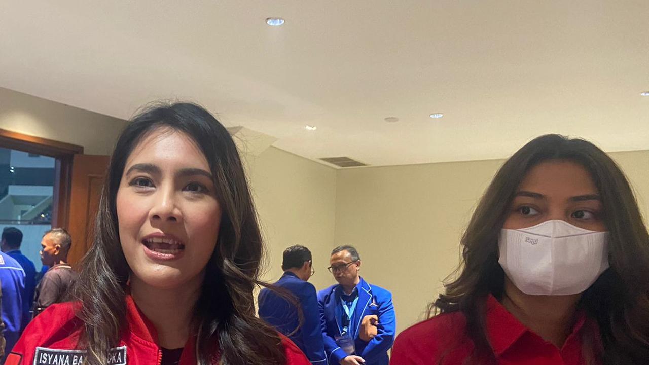 Plt Sekjen Partai Solidaritas Indonesia (PSI) Isyana Bagoes Oka (Liputan6.com/Muhammad Radityo Priyasmoro)