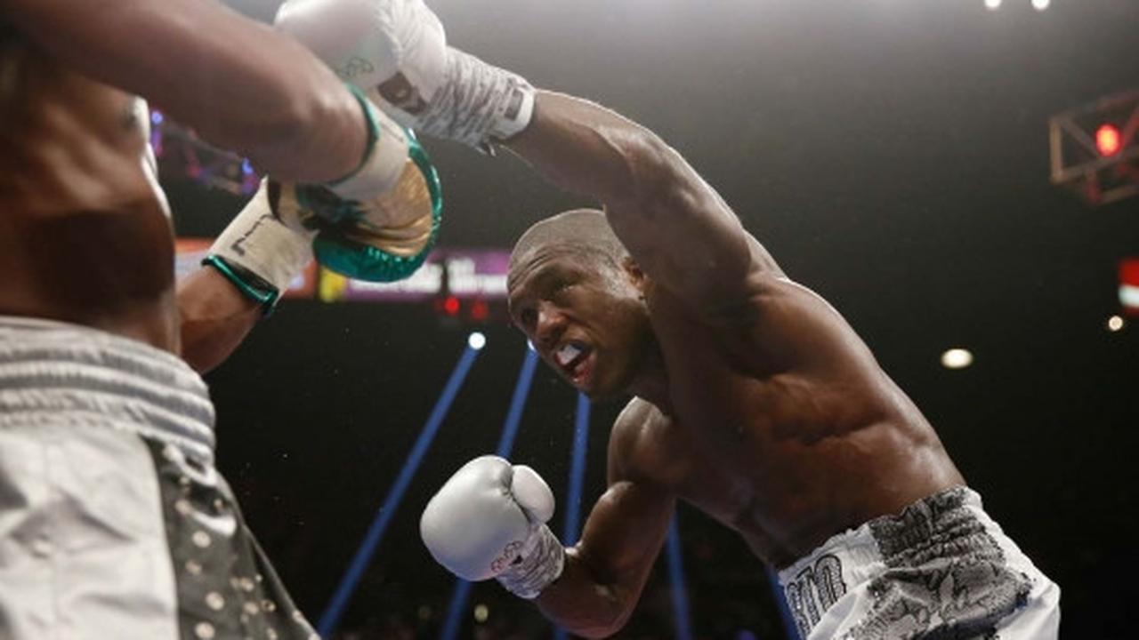 Ini pukulan-pukulan telak Mayweather di wajah Berto