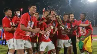 Kemenangan di laga terakhir ini terasa manis bagi Bali United yang melengkapi raihan gelar juara BRI Liga 1 musim 2021/2022. (Bola.com/M Iqbal Ichsan)