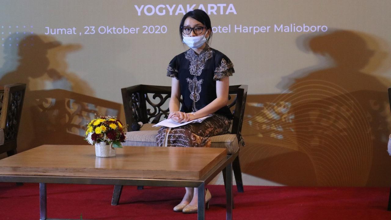 Khoirun Nisa, pendiri dan pembina Yayasan Omah Kreasi Centre