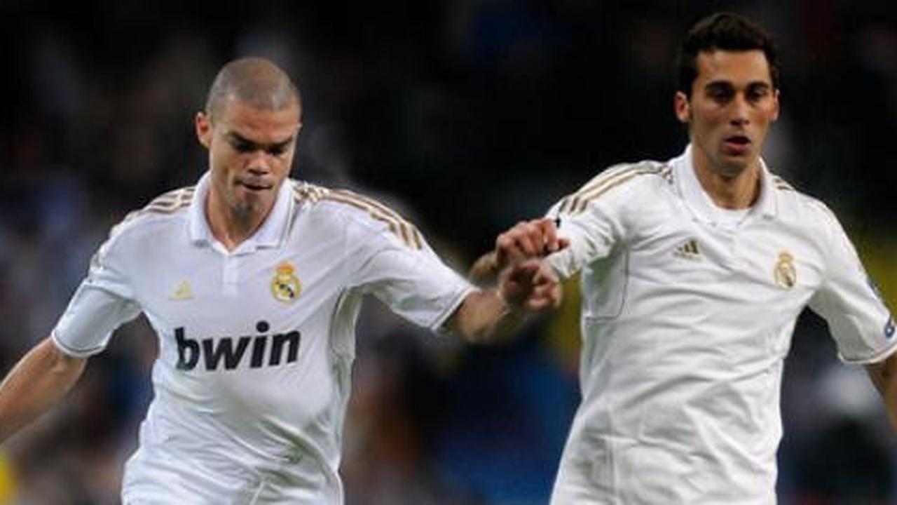 Tim Garuda lawan Pepe and Friends