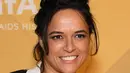 Aktris AS Michelle Rodriguez berpose saat menghadiri amfAR Gala Los Angeles 2022, menghormati Paramount Pictures dan penyanyi AS Kelly Rowland, di Pacific Design Center di West Hollywood, California, pada 3 November 2022. (Jon Kopaloff/Getty Images/AFP)