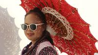 Kolaborasi Sentra Batik Blimbing Kota Malang dengan komunitas disabilitas dalam mempresentasikan produk batik ready-to-wear. (dok. Batik Blimbing)