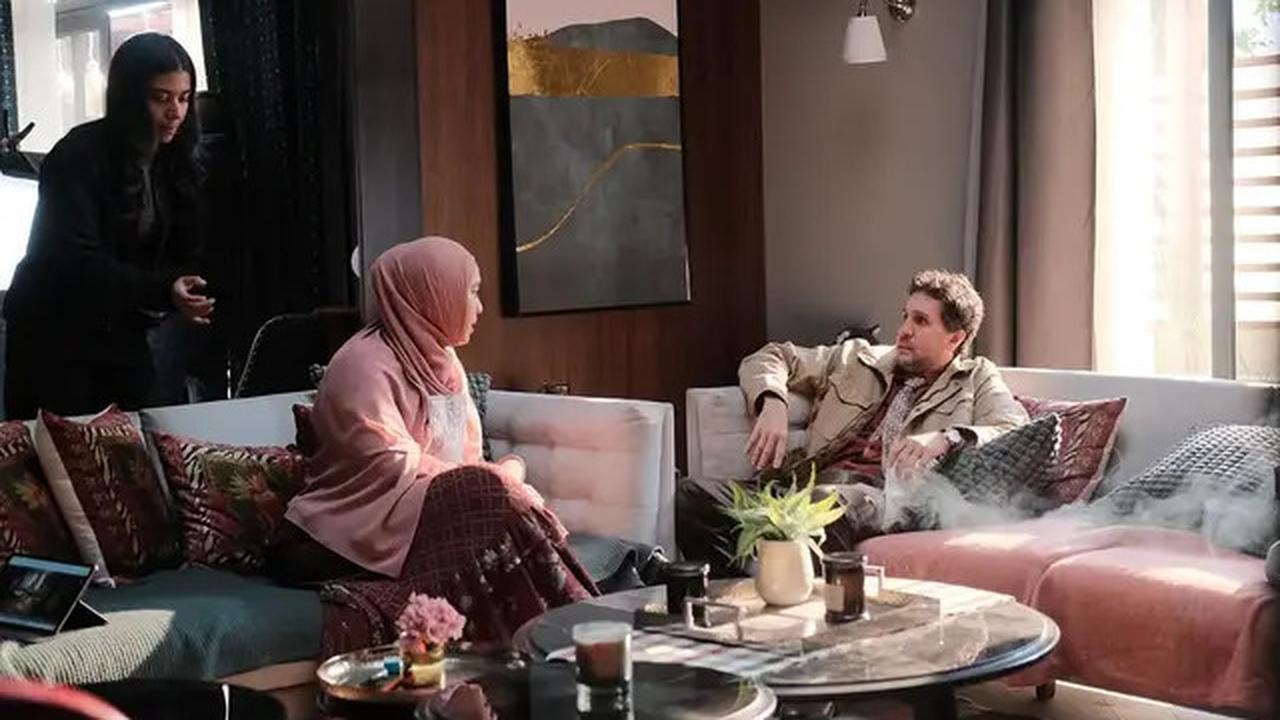7 Potret Oki Setiana Dewi Main Serial Komedi Mesir, Pakai Bahasa Sunda