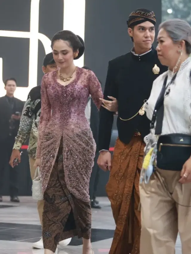 Syifa Hadju di Ngunduh Mantu Al Ghazali dan Alyssa Daguise. [Dok. Kapanlagi/Budy Santoso]