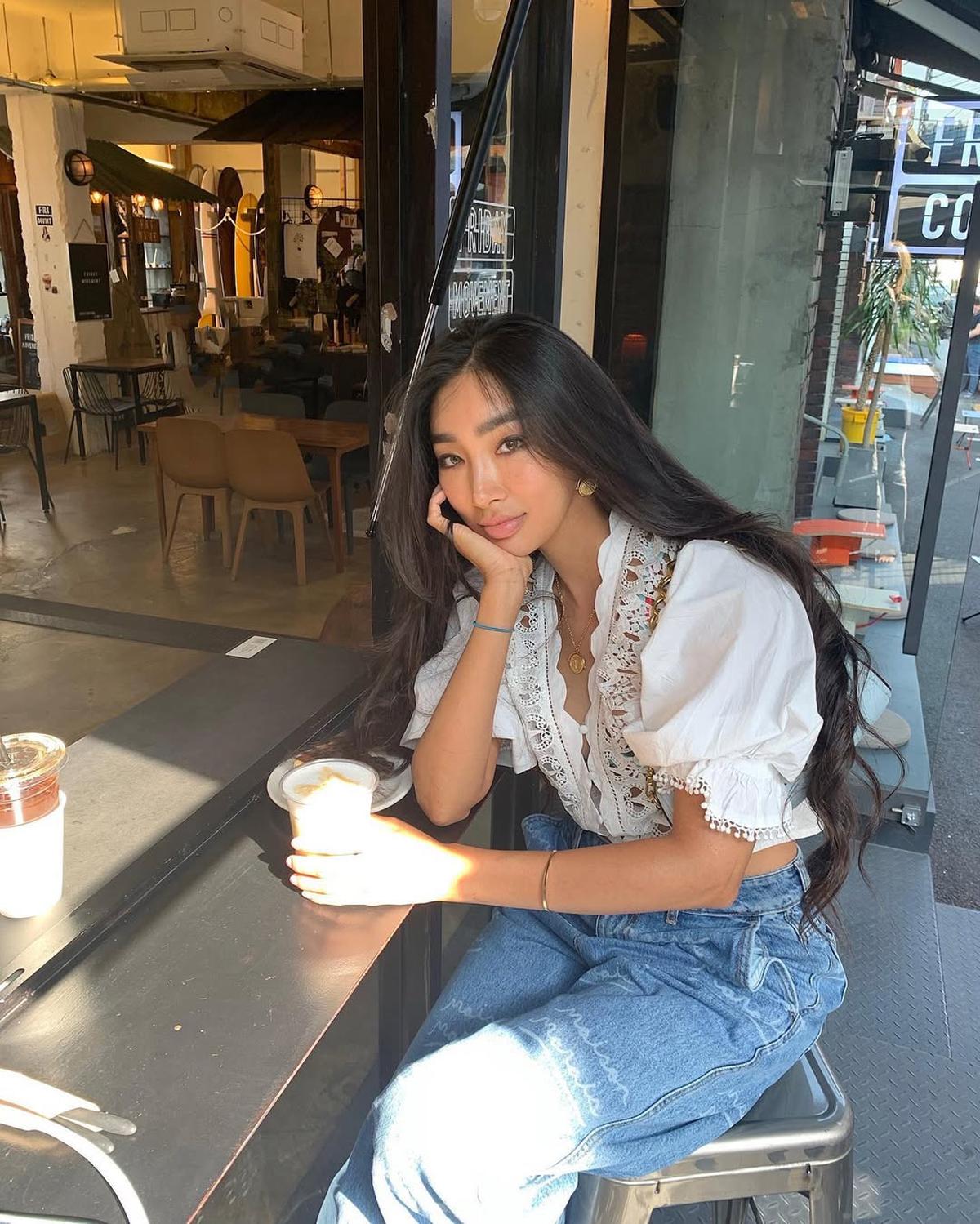 Potret Moon Gabi, Model Eksotis yang 'Tabrak' Standar Kecantikan Korea