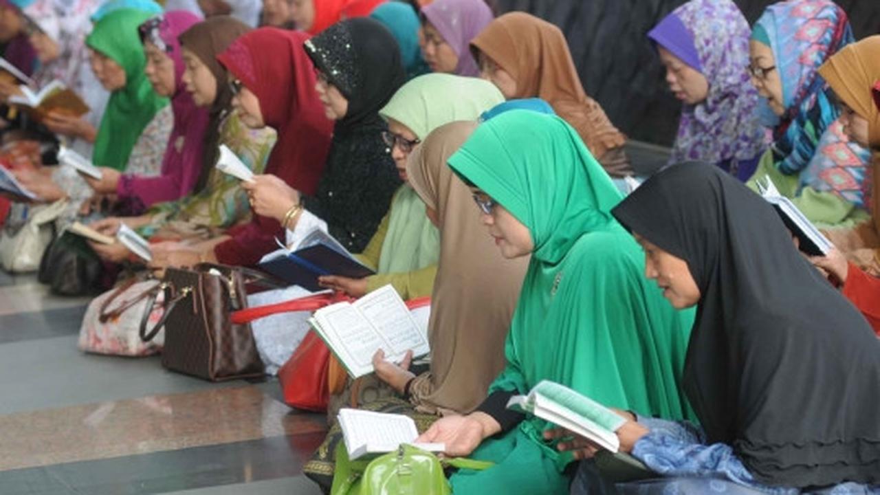 Doakan Suryadharma Ali, ibu-ibu gelar yasinan di Gedung KPK