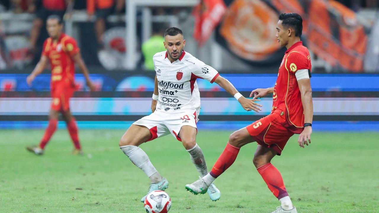 FOTO: Bali United Curi Poin di JIS, Persija Harus Puas dengan Hasil Seri