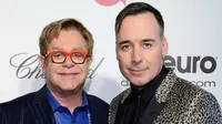 Elton John Umumkan Pernikahan dengan Pasangan Gay-nya
