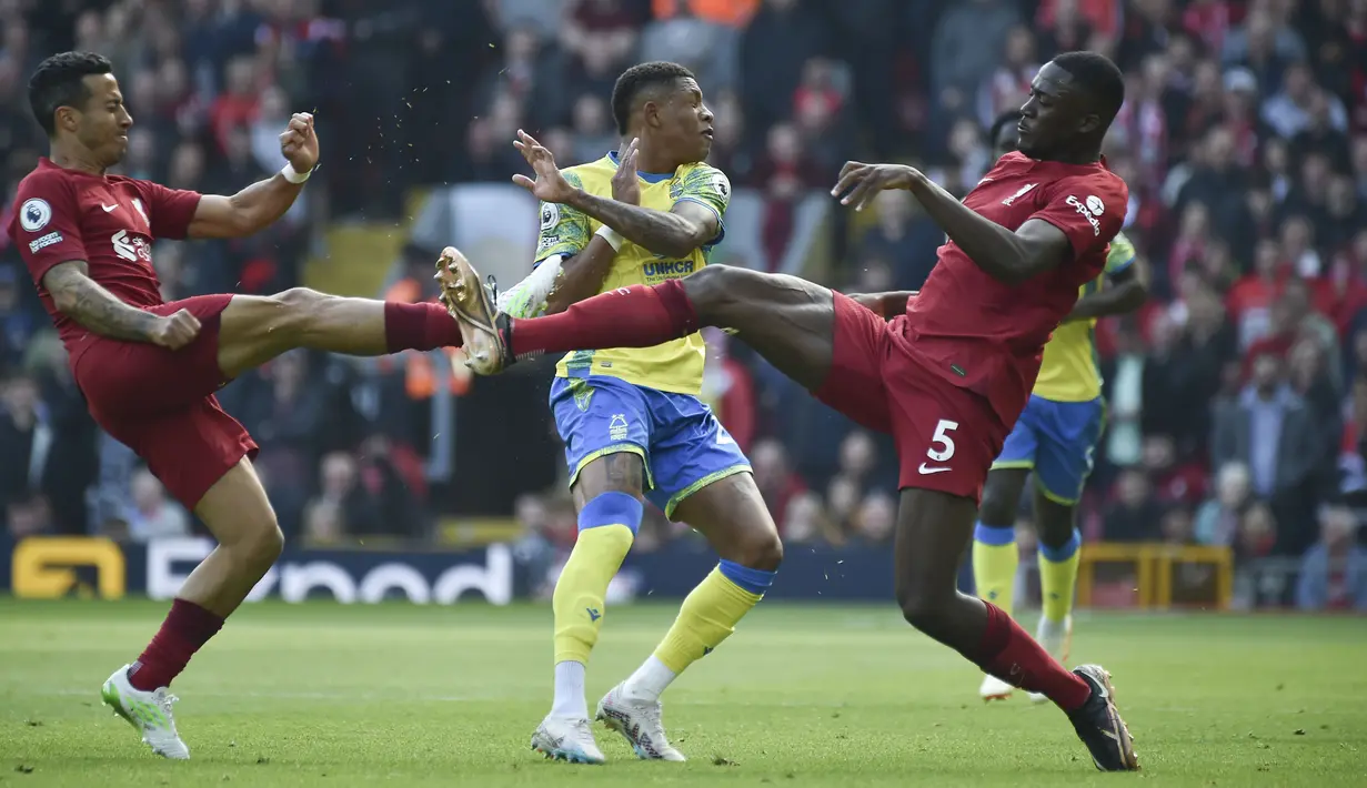 Di babak pertama, Liverpool yang bertindak sebagai tuan rumah mendominasi jalannya permainan.(AP Photo/Rui Vieira)