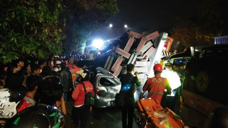 Kecelakaan Truk Pulogadung