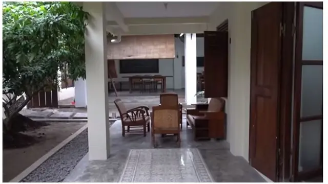 7 Potret Rumah Zaskia Mecca dan Hanung Bramantyo di Jogja, Klasik dan Serba Kayu