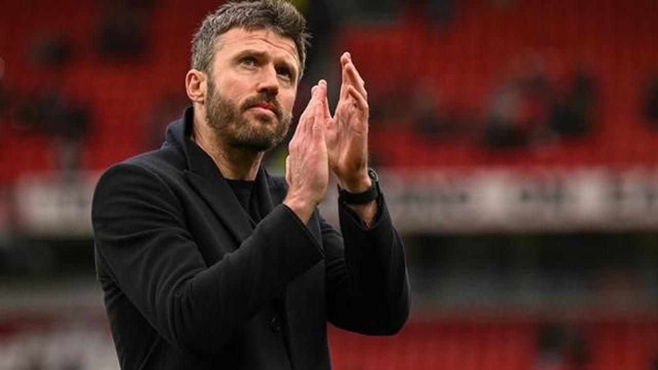 MU Libas Liverpool  3-2, Michael Carrick Catatkan Rekor Unik