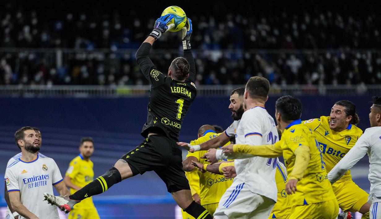 Atas penampilan gemilangnya dalam menghentikan peluang demi peluang Real Madrid, Whoscored memberikannya rating 8.6 sekaligus menobatkan Ledesma menjadi Man of The Match pada laga tersebut. (AP/Bernat Armangue)