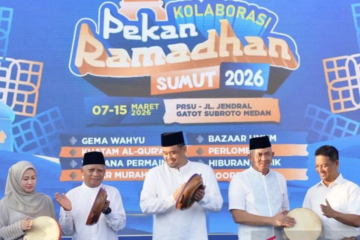 Gubernur Sumatera Utara Bobby Nasution membuka Kolaborasi Pekan Ramadan Sumut 2026 di Pekan Raya Sumatera Utara, Sabtu 7 Maret 2026.